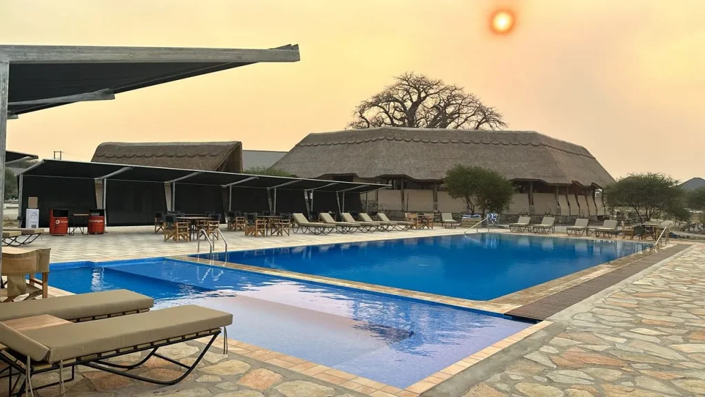 Lake Burunge Baobab Lodge